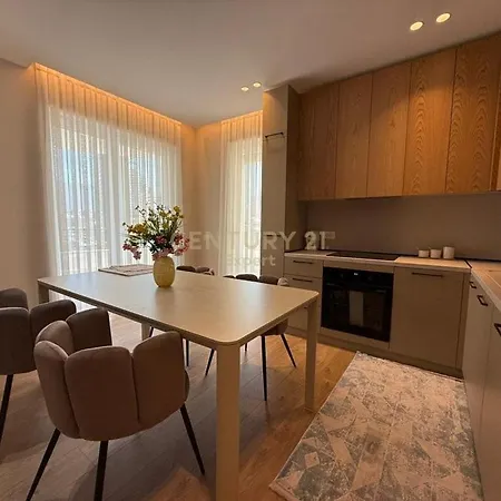 Central Tirana Apartment Apartment *